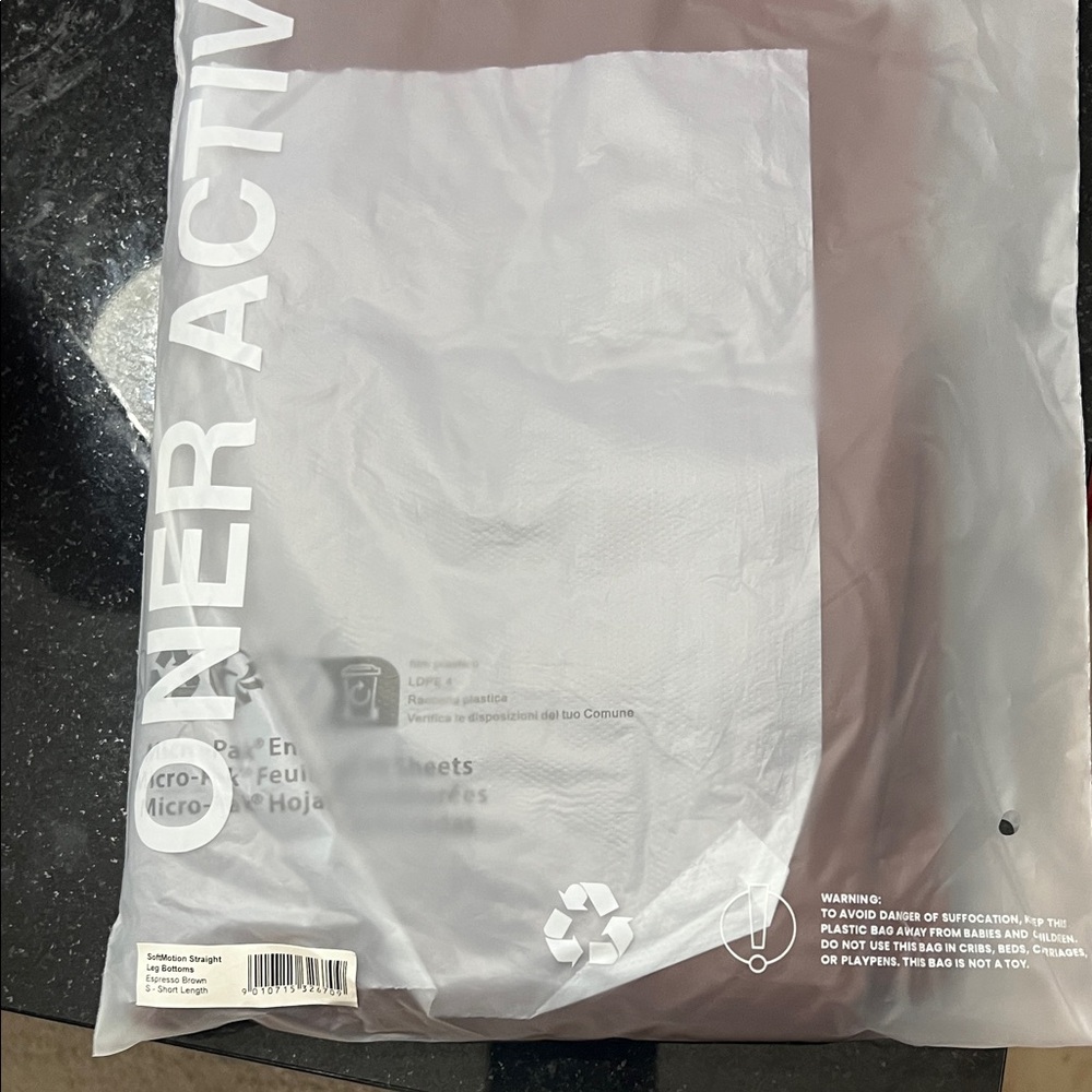 Oner active softmotion straight leg bottoms.